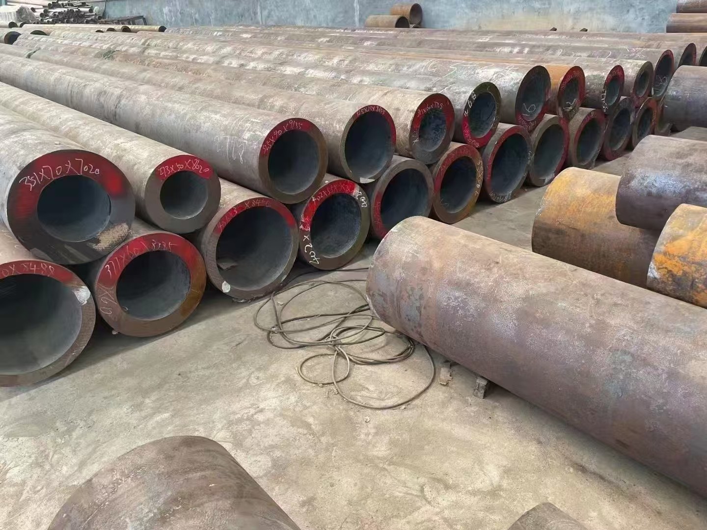 丹东市无缝钢管切割定尺切割加工异形无缝钢管 - 价格